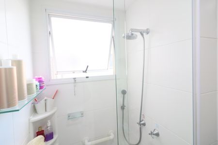 Apartamento à venda com 70m², 3 quartos e 2 vagasBanheiro 