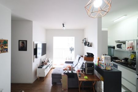 Sala de apartamento à venda com 3 quartos, 70m² em Continental, Osasco