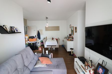 Sala de apartamento à venda com 3 quartos, 70m² em Continental, Osasco