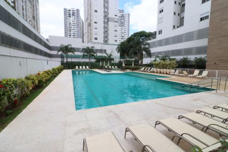 Apartamento à venda com 70m², 3 quartos e 2 vagasÁrea comum - Piscina