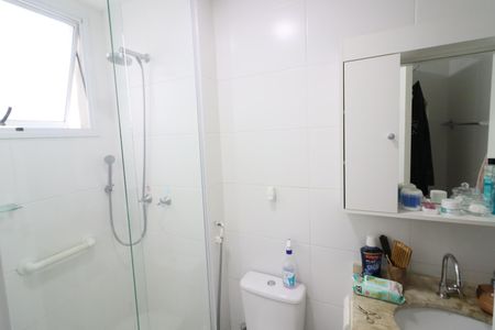 Apartamento à venda com 70m², 3 quartos e 2 vagasBanheiro 