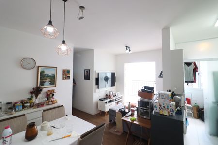 Sala de apartamento à venda com 3 quartos, 70m² em Continental, Osasco