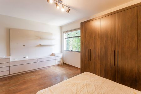 Casa à venda com 144m², 3 quartos e 3 vagasSuíte