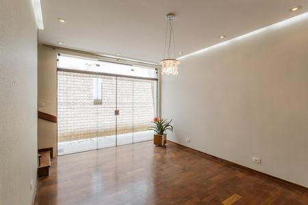 Casa à venda com 144m², 3 quartos e 3 vagasSala