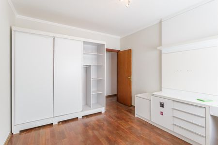 Casa à venda com 144m², 3 quartos e 3 vagasQuarto 2