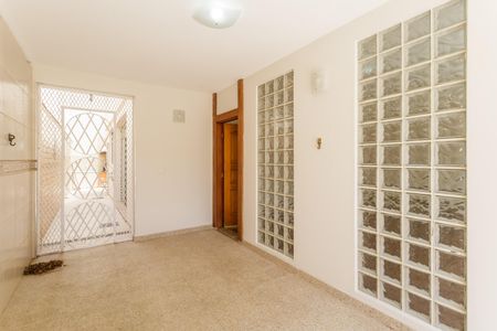 Casa à venda com 144m², 3 quartos e 3 vagasEntrada