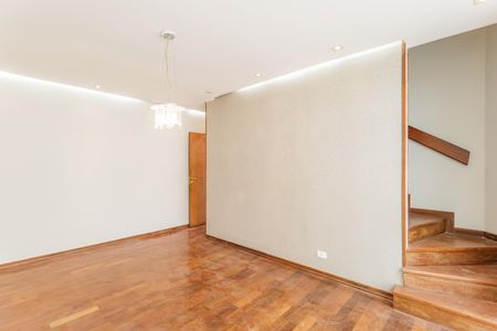 Casa à venda com 144m², 3 quartos e 3 vagasSala