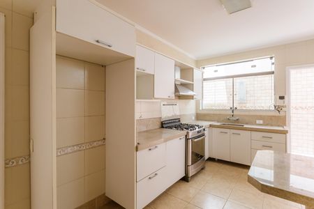 Casa à venda com 144m², 3 quartos e 3 vagasCozinha