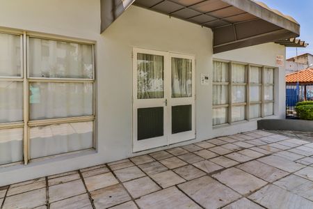 Apartamento à venda com 58m², 2 quartos e 1 vaga Apartamento à venda com 58m², 2 quartos e 1 vagaÁrea comum - Salão de festas