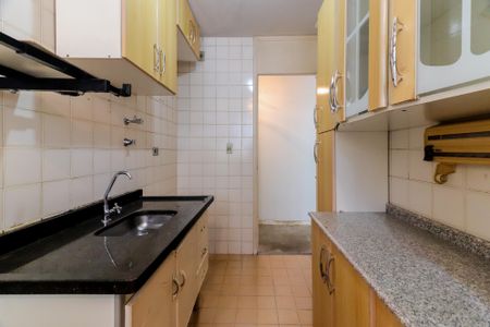Apartamento à venda com 58m², 2 quartos e 1 vaga Apartamento à venda com 58m², 2 quartos e 1 vagaCozinha e Área de Serviço