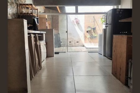 Casa à venda com 95m², 2 quartos e 1 vaga