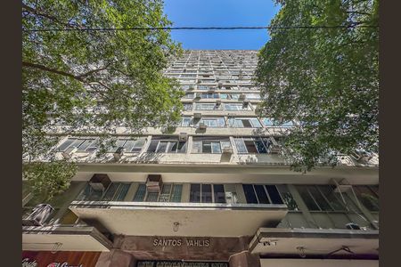 Apartamento à venda com 30m², 1 quarto e sem vagaFachada 