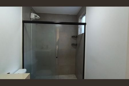 Casa de condomínio para alugar com 220m², 3 quartos e 2 vagas Casa de condomínio para alugar com 220m², 3 quartos e 2 vagasBanheiro Social