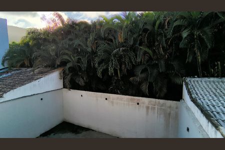 Casa de condomínio para alugar com 220m², 3 quartos e 2 vagas Casa de condomínio para alugar com 220m², 3 quartos e 2 vagasSacada do Hall