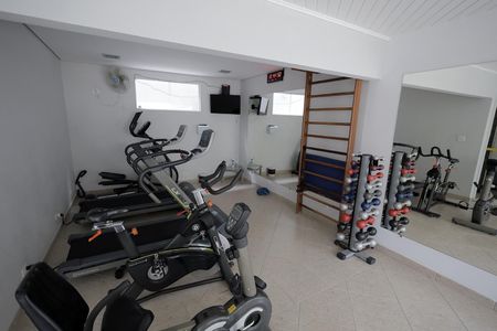 Apartamento à venda com 140m², 4 quartos e 2 vagasÁrea comum - Academia