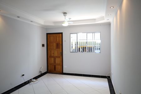 Sala de casa para alugar com 2 quartos, 86m² em Jardim Samambaia, São Paulo