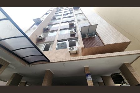 Apartamento para alugar com 66m², 2 quartos e 1 vaga Apartamento para alugar com 66m², 2 quartos e 1 vagaFachada