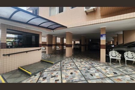 Apartamento para alugar com 66m², 2 quartos e 1 vaga Apartamento para alugar com 66m², 2 quartos e 1 vagaFachada