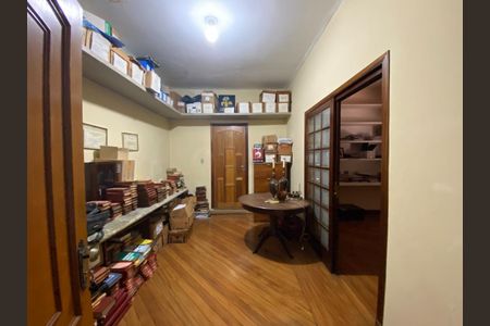 Casa à venda com 4 quartos, 533m² em Campos Elíseos, São Paulo