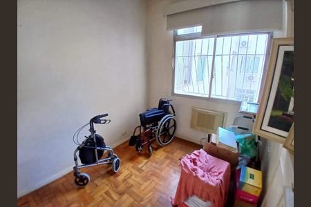 Apartamento à venda com 63m², 2 quartos e 1 vaga