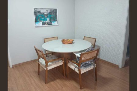 Apartamento à venda com 75m², 2 quartos e sem vaga