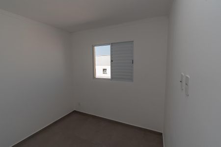 Quarto 1 de apartamento para alugar com 2 quartos, 40m² em Jardim Santa Esmeralda, Hortolândia