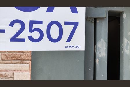 Placa de casa para alugar com 3 quartos, 130m² em Vila Lourdes, Ferraz de Vasconcelos