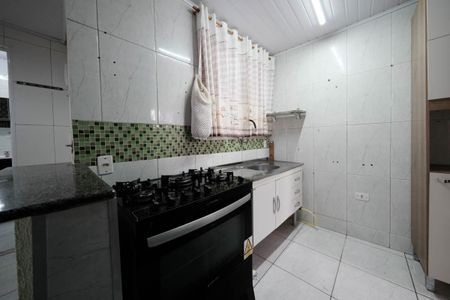 Sala/Cozinha de casa para alugar com 1 quarto, 28m² em Vila Buenos Aires, São Paulo