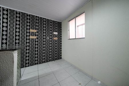 Sala/Cozinha de casa para alugar com 1 quarto, 28m² em Vila Buenos Aires, São Paulo