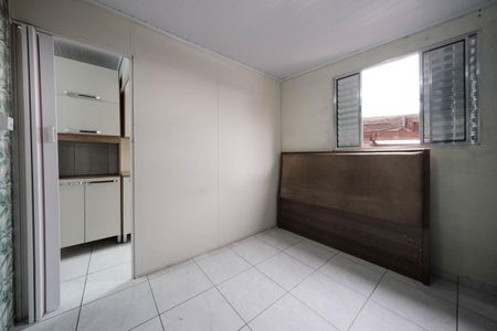 Quarto de casa para alugar com 1 quarto, 28m² em Vila Buenos Aires, São Paulo