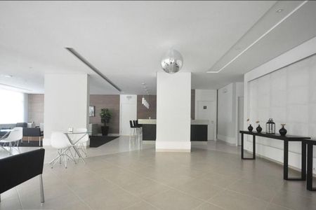 Apartamento à venda com 246m², 3 quartos e 4 vagas Apartamento à venda com 246m², 3 quartos e 4 vagasÁrea comum - Salão de festas