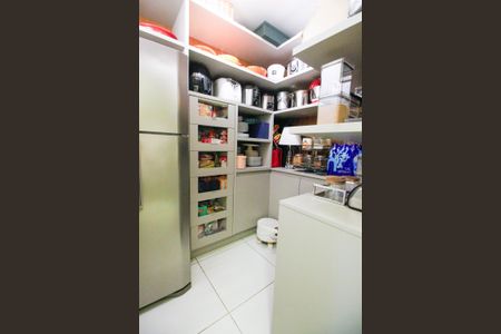 Apartamento à venda com 246m², 3 quartos e 4 vagasDespensa