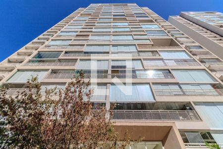 Apartamento à venda com 246m², 3 quartos e 4 vagas Apartamento à venda com 246m², 3 quartos e 4 vagasFachada