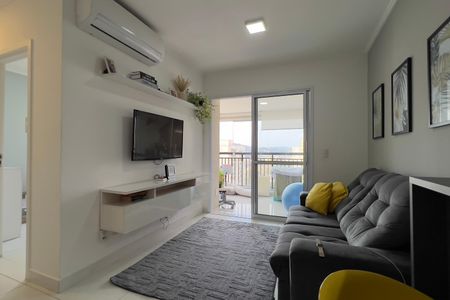Sala de apartamento à venda com 2 quartos, 65m² em Jardim Flor da Montanha, Guarulhos