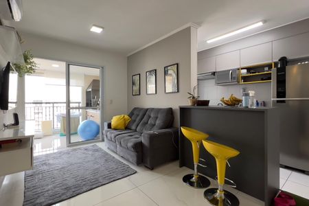Sala de apartamento à venda com 2 quartos, 65m² em Jardim Flor da Montanha, Guarulhos