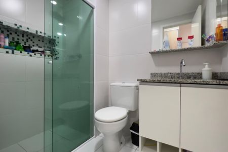 Apartamento à venda com 65m², 2 quartos e 1 vagaBanheiro da Suíte
