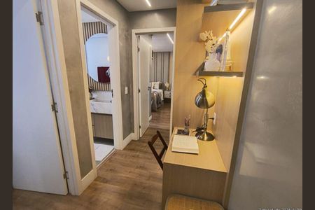 Corredor de apartamento para alugar com 2 quartos, 80m² em Buritis, Belo Horizonte