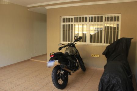 Casa à venda com 166m², 3 quartos e 2 vagasGaragem