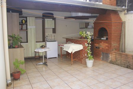 Casa à venda com 166m², 3 quartos e 2 vagasEspaço Gourmet