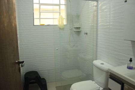 Casa à venda com 166m², 3 quartos e 2 vagasBanheiro Social 2