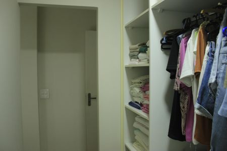 Casa à venda com 166m², 3 quartos e 2 vagasCloset do Quarto 3