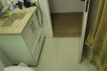 Casa à venda com 166m², 3 quartos e 2 vagasBanheiro Social 1