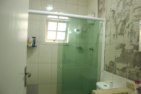 Casa à venda com 166m², 3 quartos e 2 vagasBanheiro Social 1