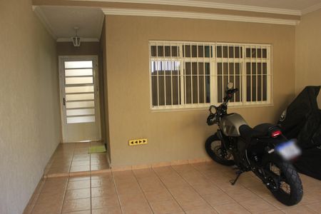 Casa à venda com 166m², 3 quartos e 2 vagasGaragem