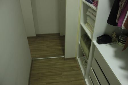 Casa à venda com 166m², 3 quartos e 2 vagasCloset do Quarto 3