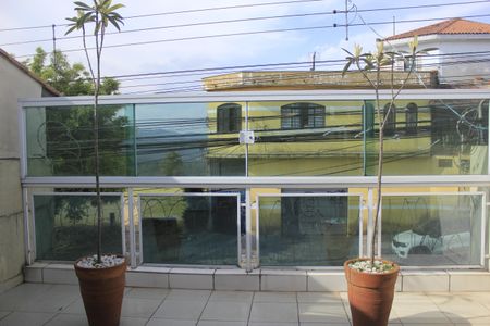 Casa à venda com 166m², 3 quartos e 2 vagasVaranda do Quarto 1