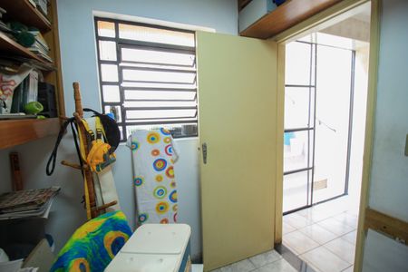 Casa à venda com 300m², 3 quartos e 6 vagas Casa à venda com 300m², 3 quartos e 6 vagasQuarto de Serviço