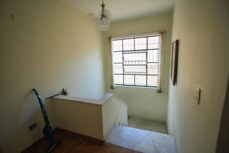 Casa à venda com 300m², 3 quartos e 6 vagas Casa à venda com 300m², 3 quartos e 6 vagasCorredor