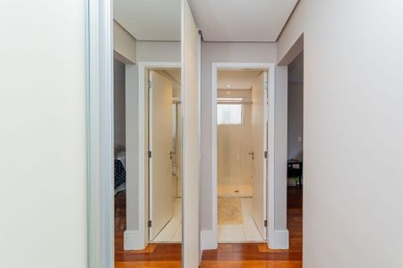 Apartamento para alugar com 165m², 3 quartos e 3 vagasBanheiro da Suíte 2