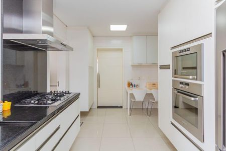 Apartamento para alugar com 165m², 3 quartos e 3 vagasCozinha